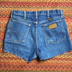VTG WRANGLER CUT OFF COWBOY DENIM SHORTS CLASSIC EQUESTRIAN WESTERN